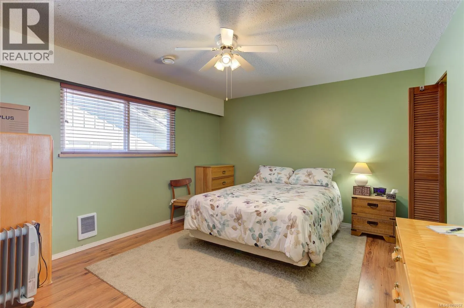 1837 Sandra Pl