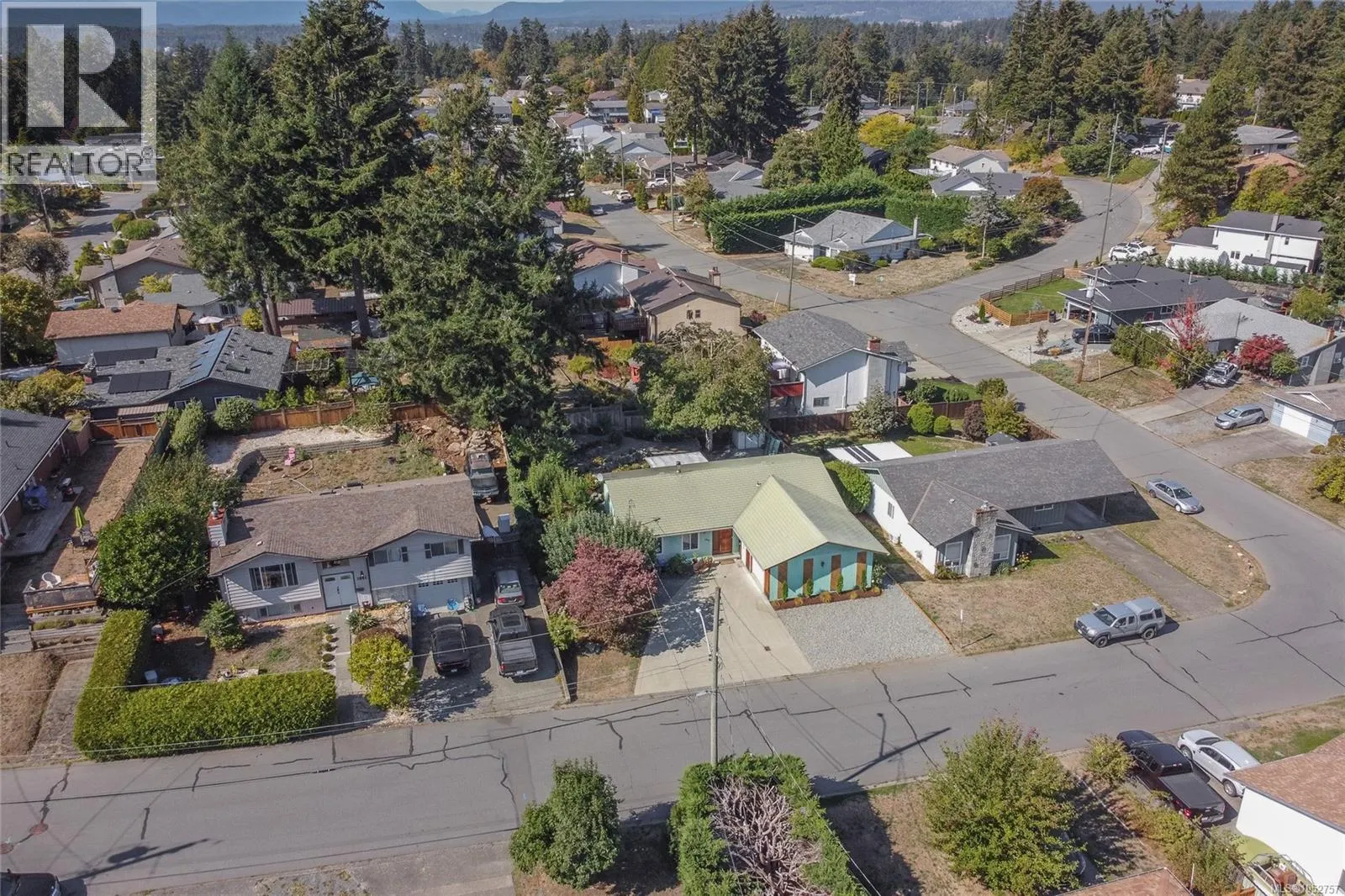 1837 Sandra Pl