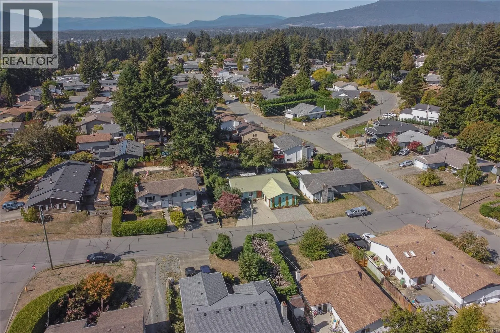 1837 Sandra Pl