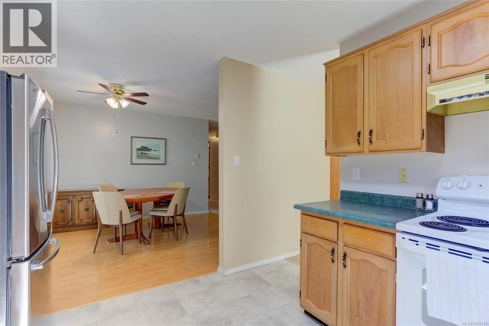1837 Sandra Pl