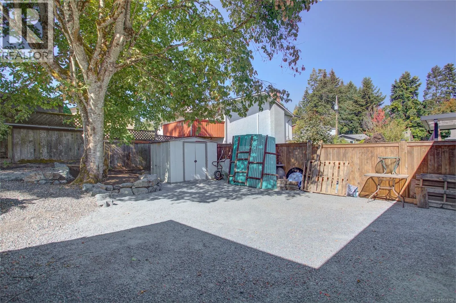 1837 Sandra Pl