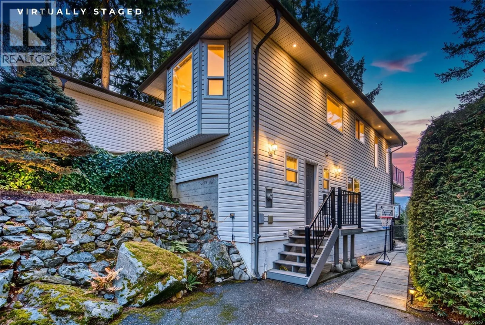 530 Summit Dr