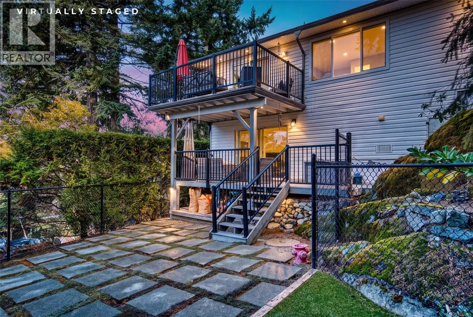 530 Summit Dr