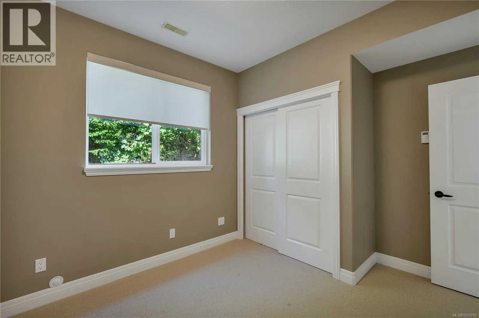 830 Pinecrest Rd