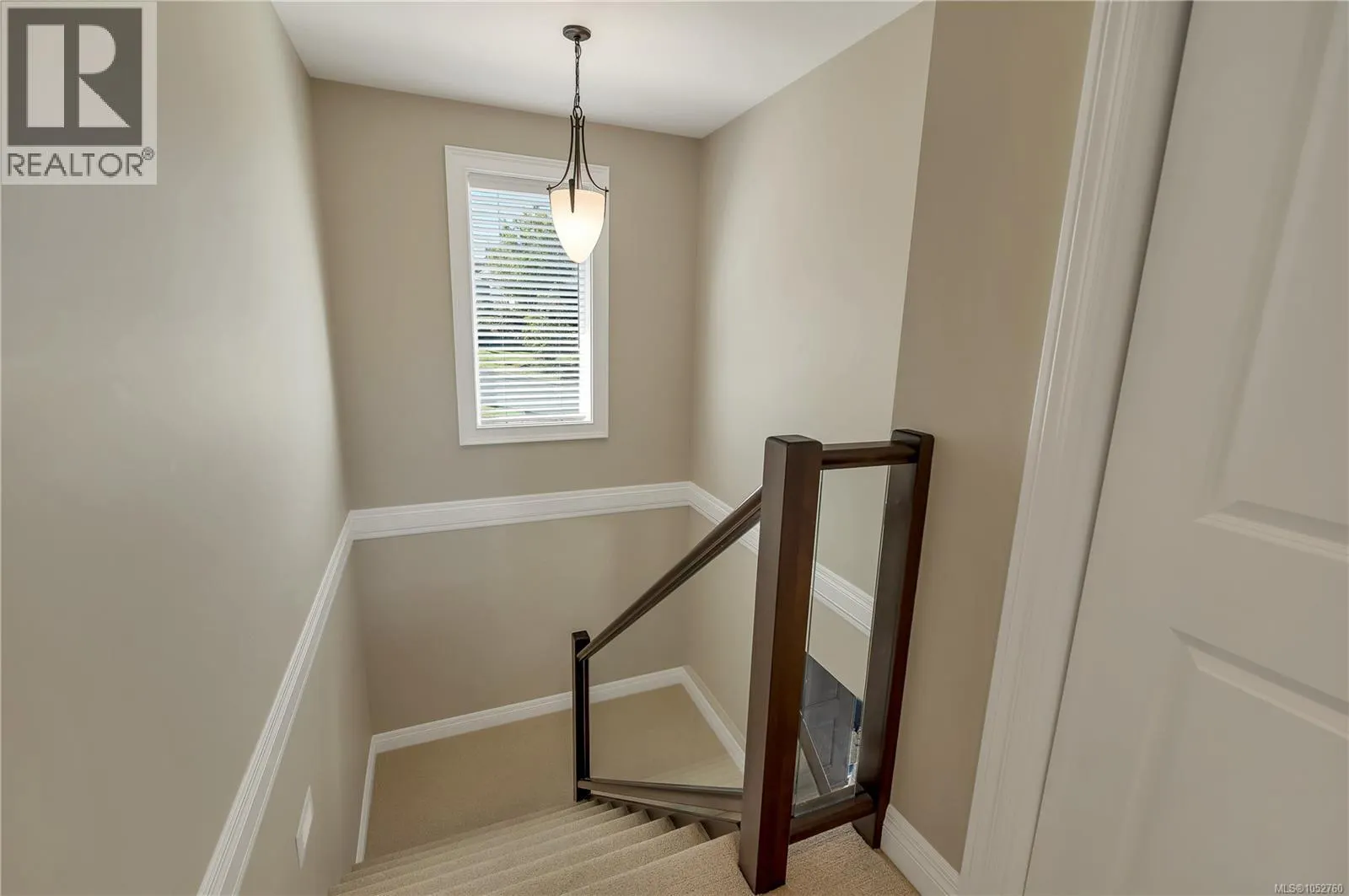 830 Pinecrest Rd