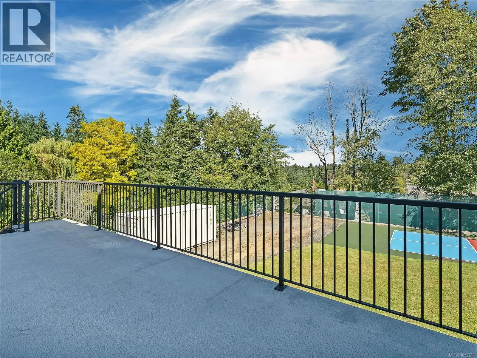 830 Pinecrest Rd