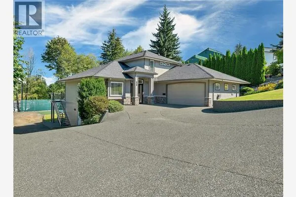 830 Pinecrest Rd