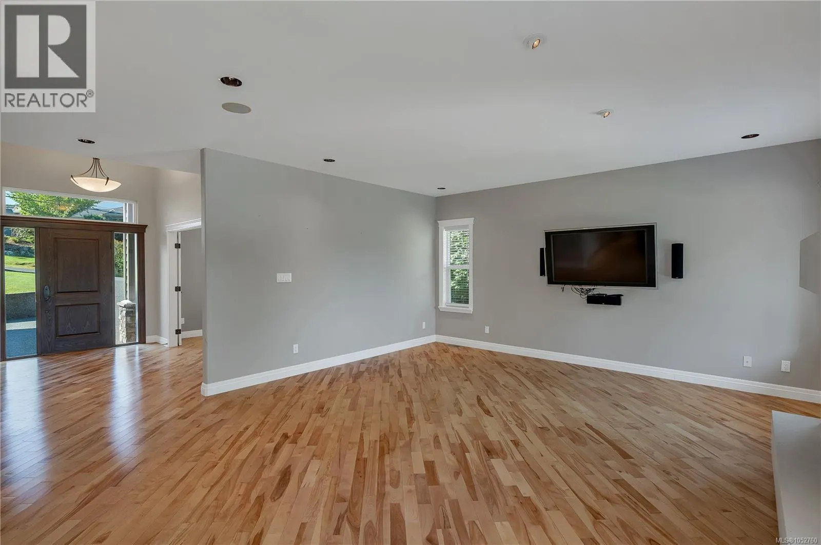 830 Pinecrest Rd