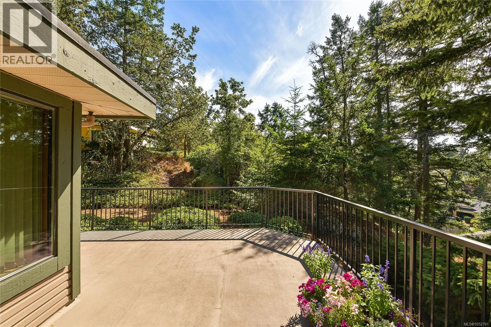 4404 Meadowood Pl