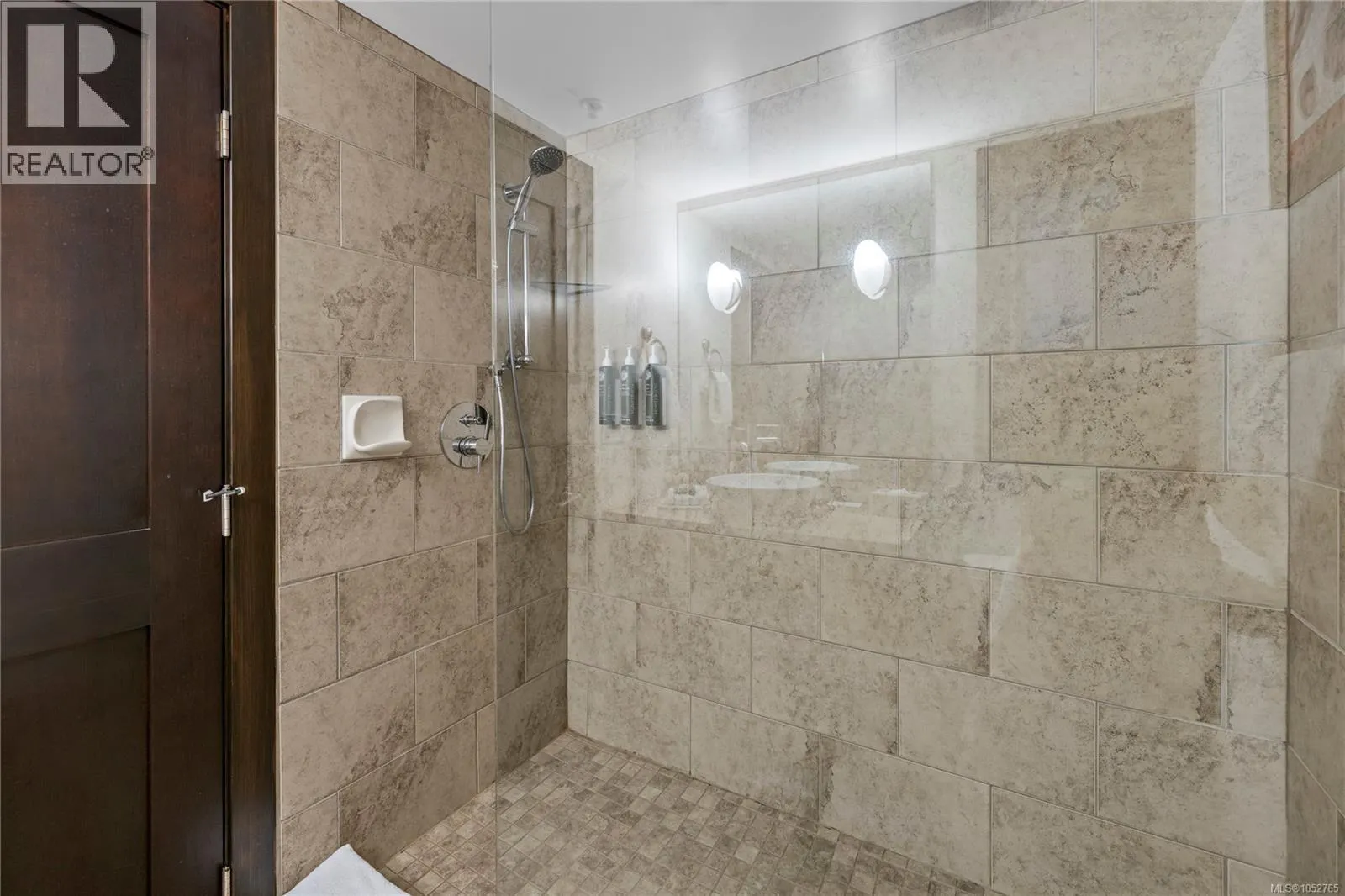 224 1175 Resort Dr