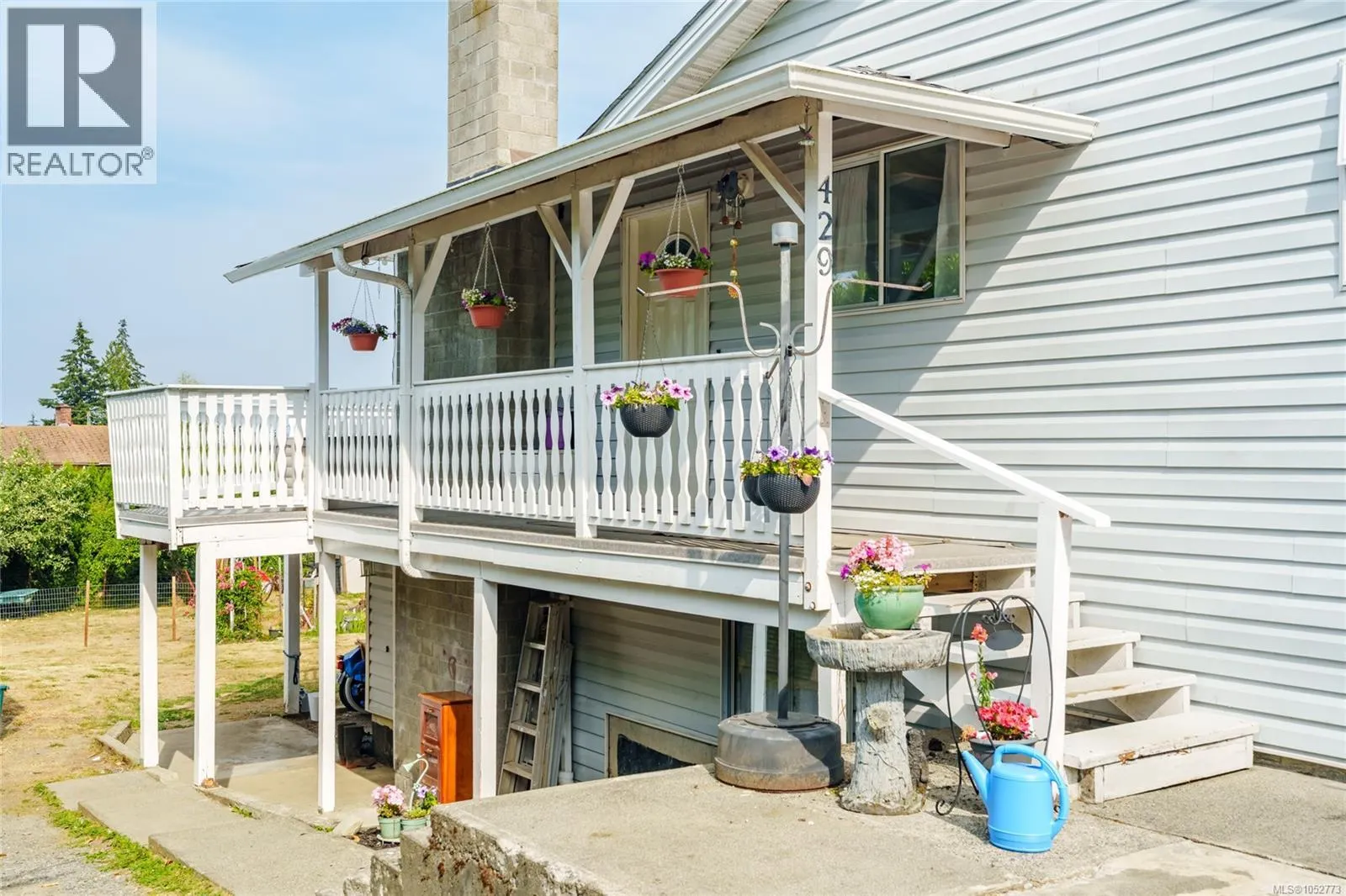 429 Davis Rd