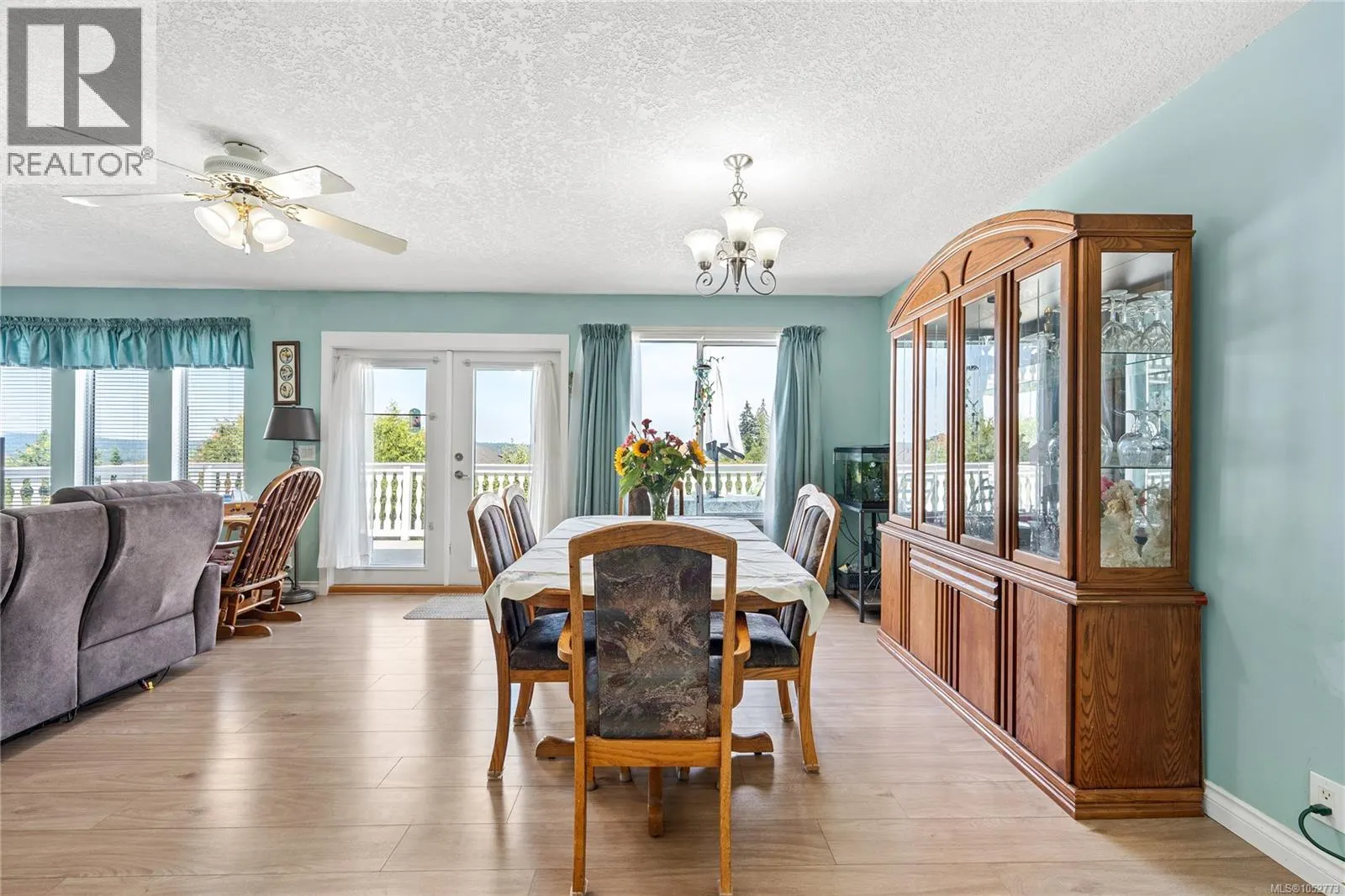 429 Davis Rd