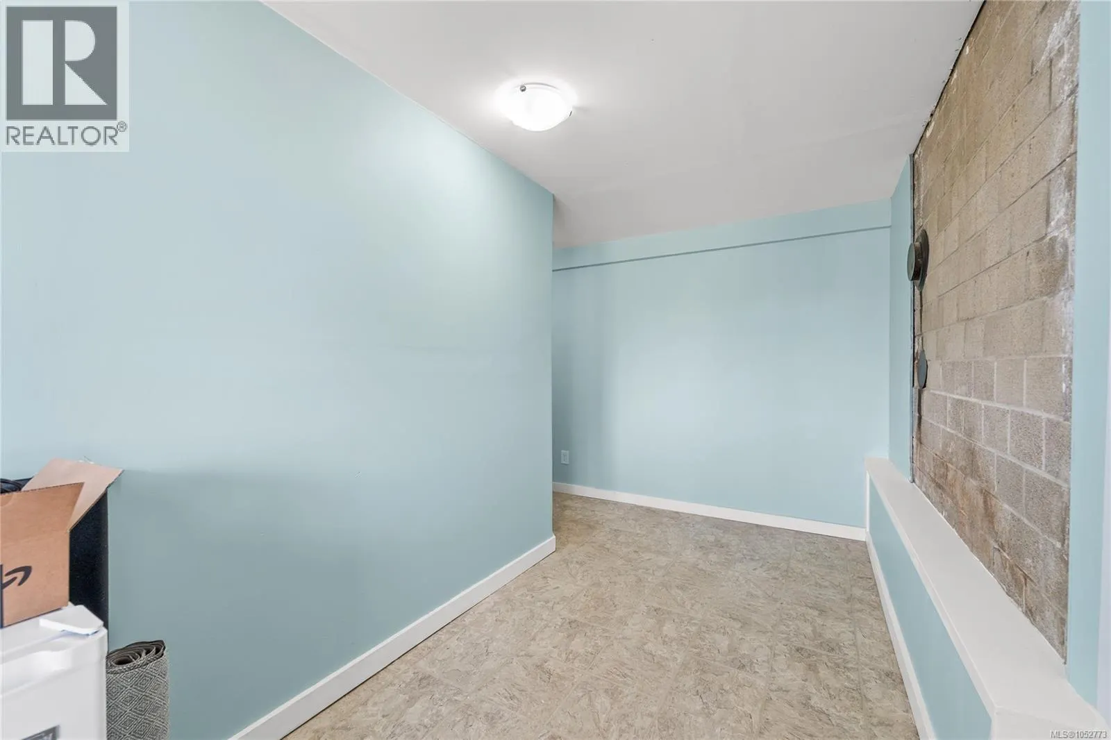 429 Davis Rd