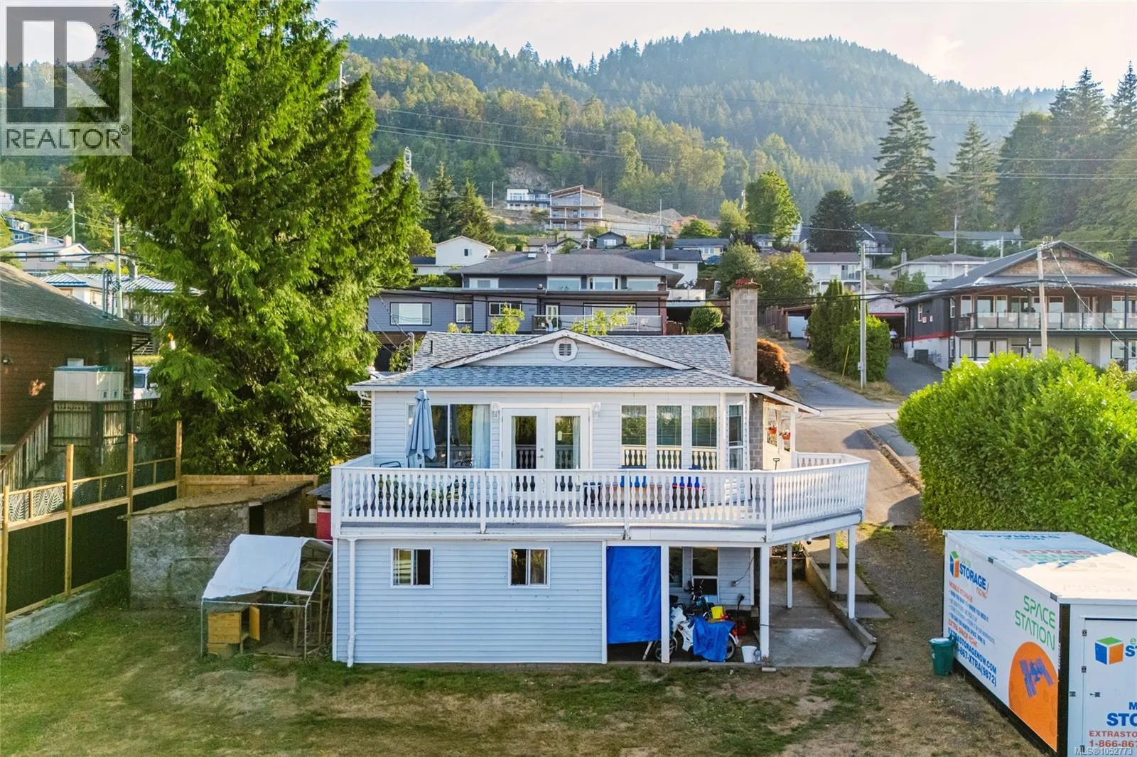 429 Davis Rd