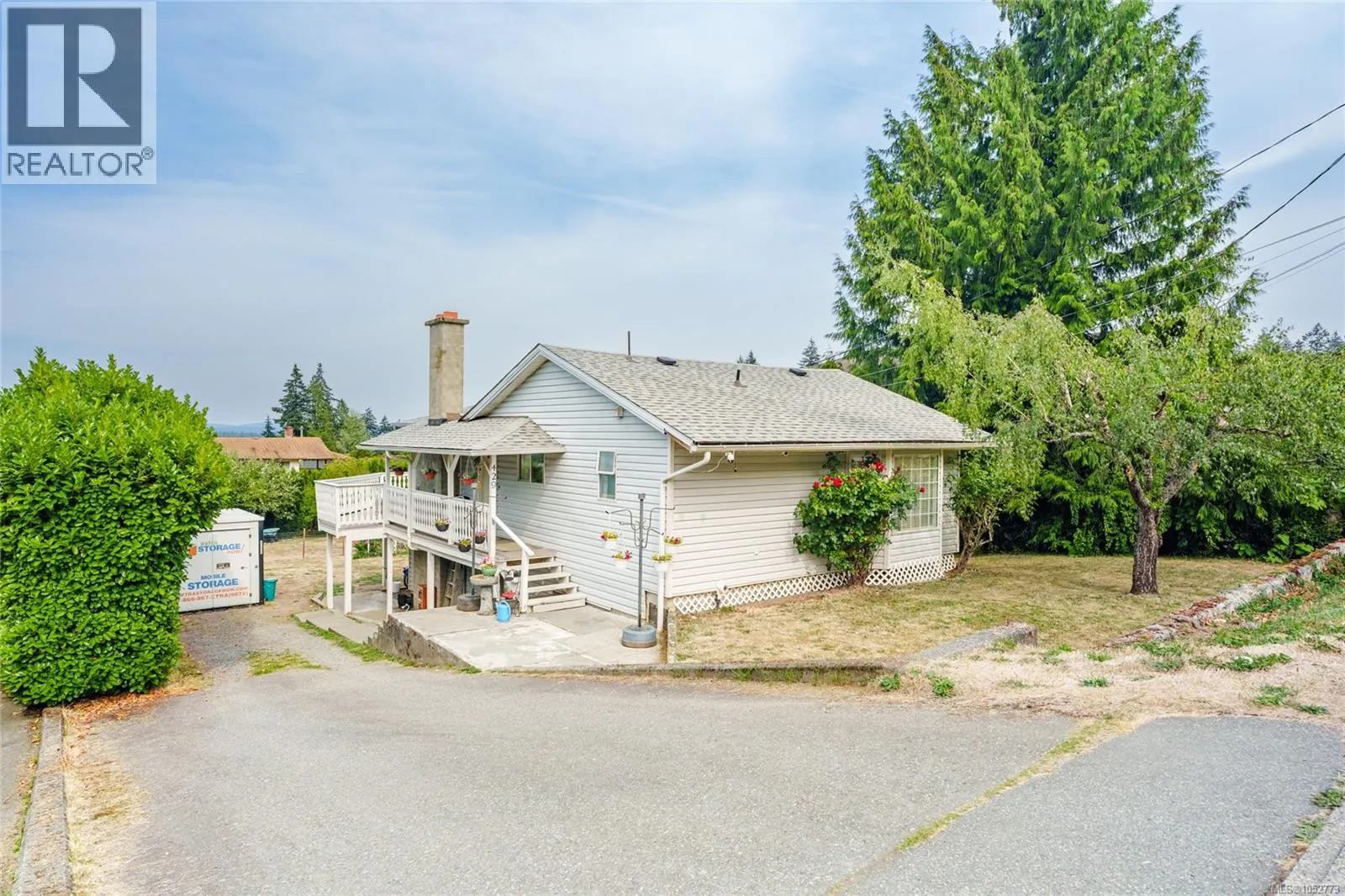 429 Davis Rd