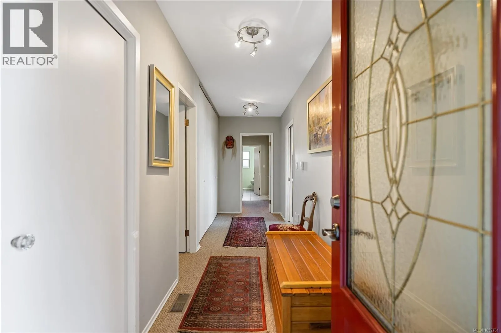 8698 East Saanich Rd
