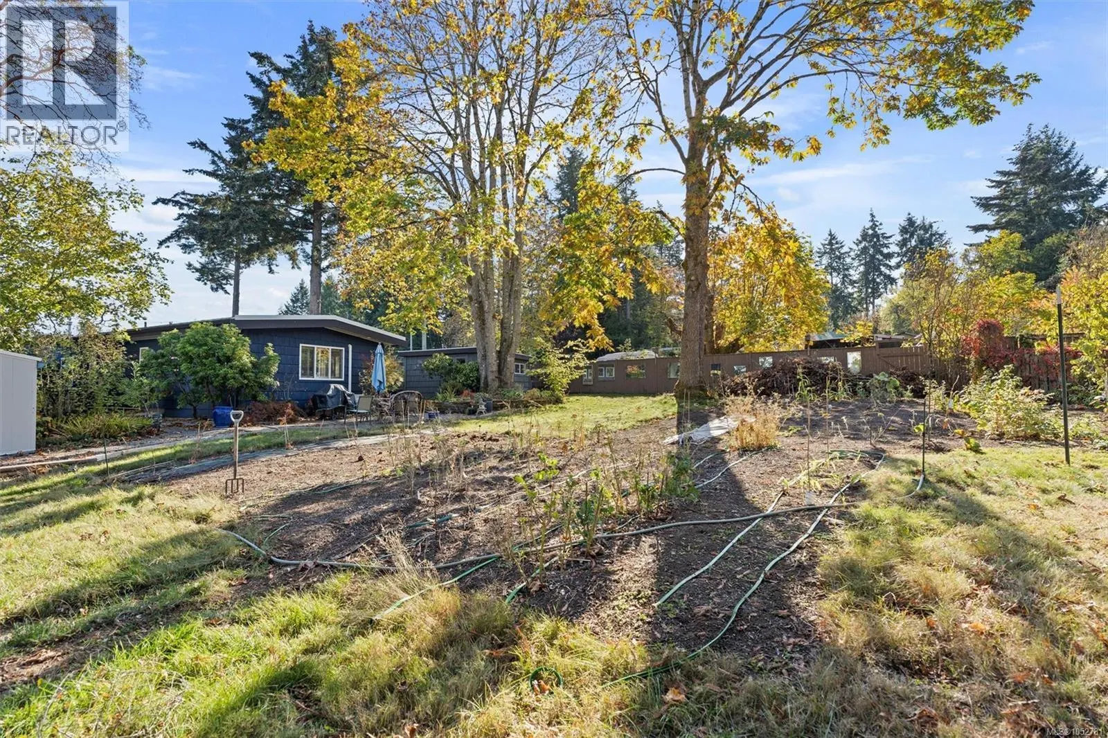 8698 East Saanich Rd