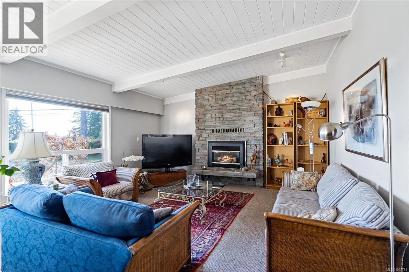8698 East Saanich Rd