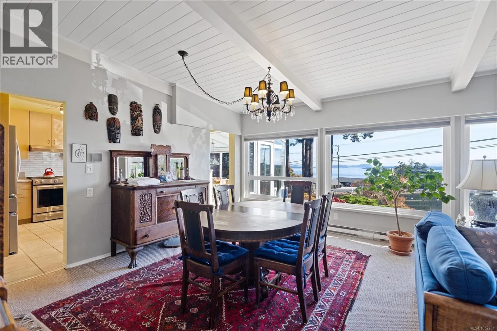 8698 East Saanich Rd