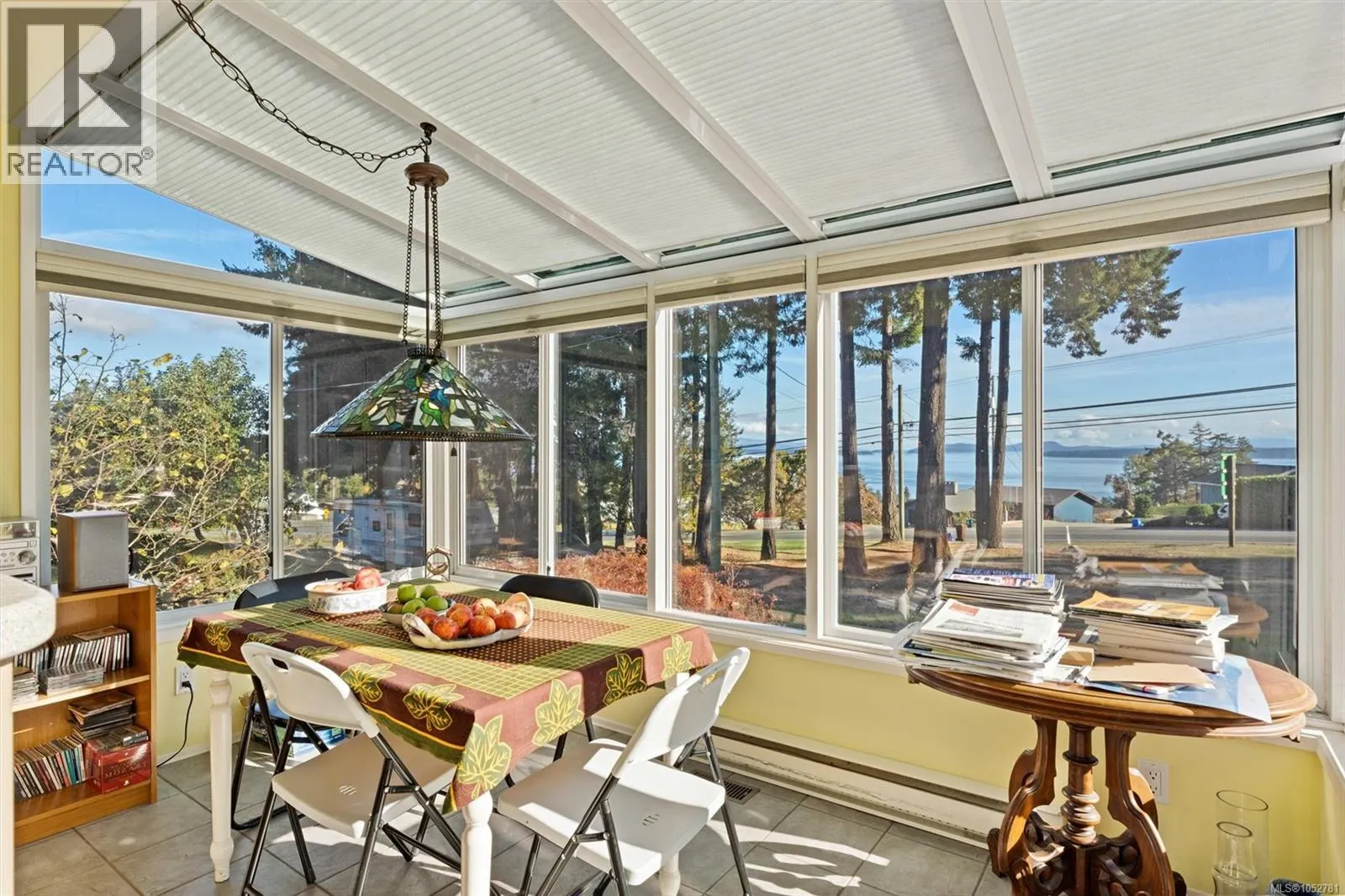 8698 East Saanich Rd