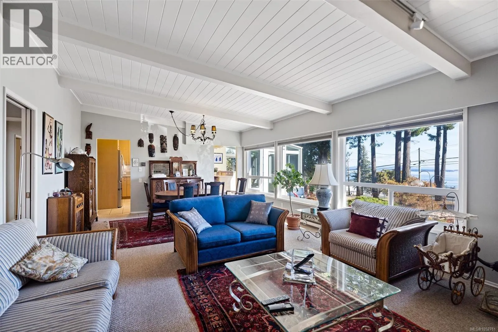 8698 East Saanich Rd