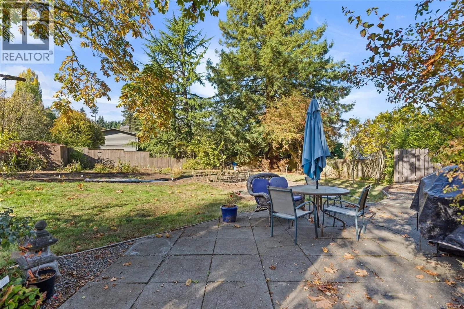 8698 East Saanich Rd