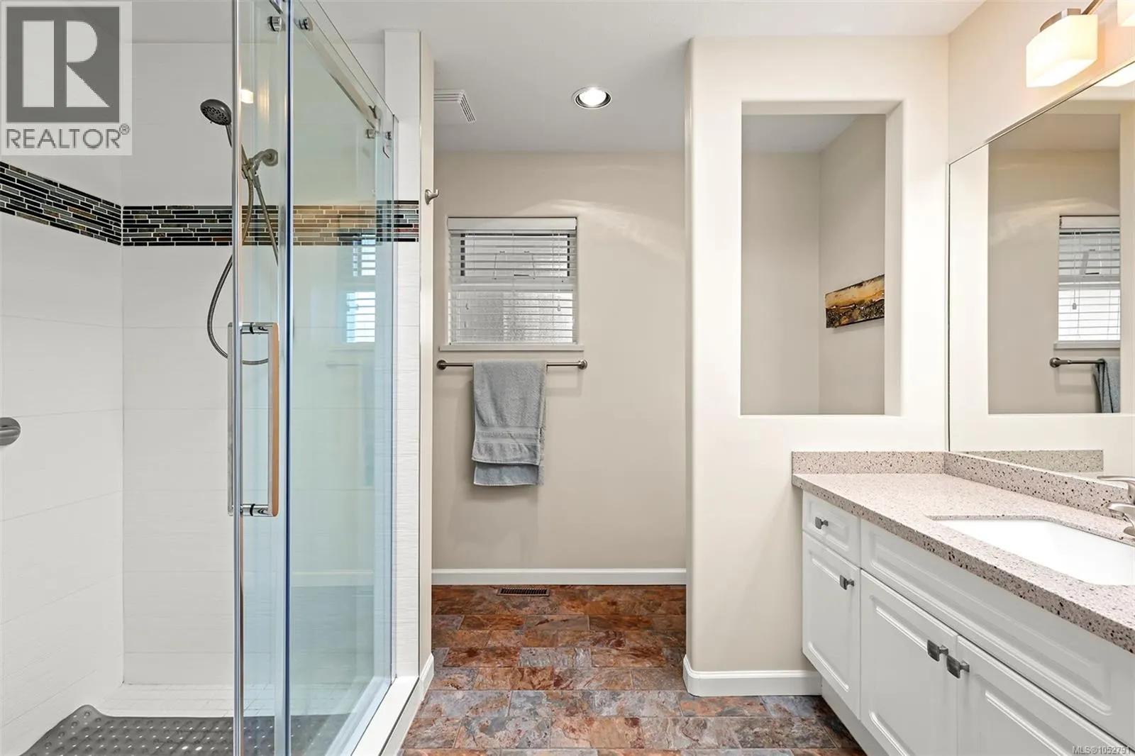495 Troon Close