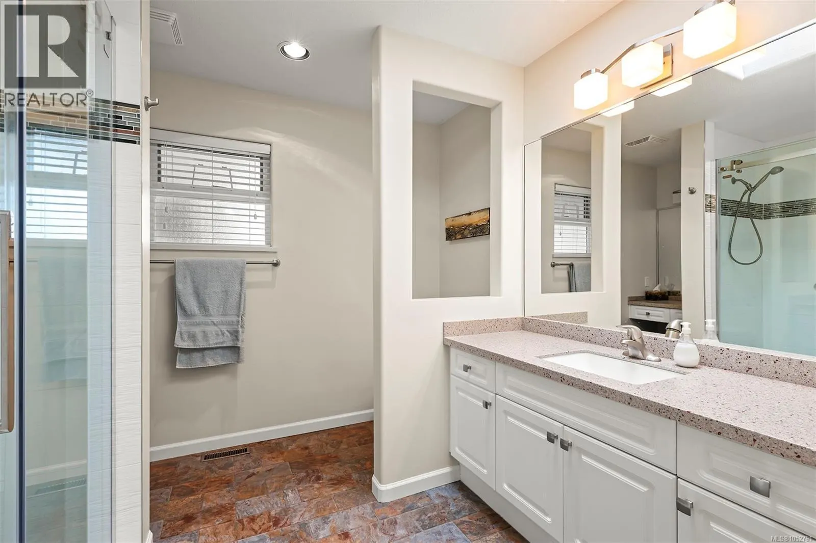 495 Troon Close