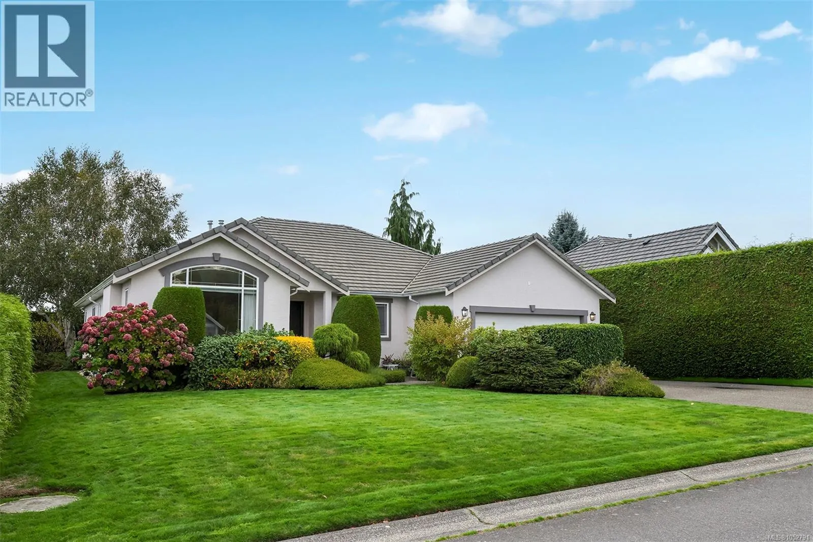 495 Troon Close