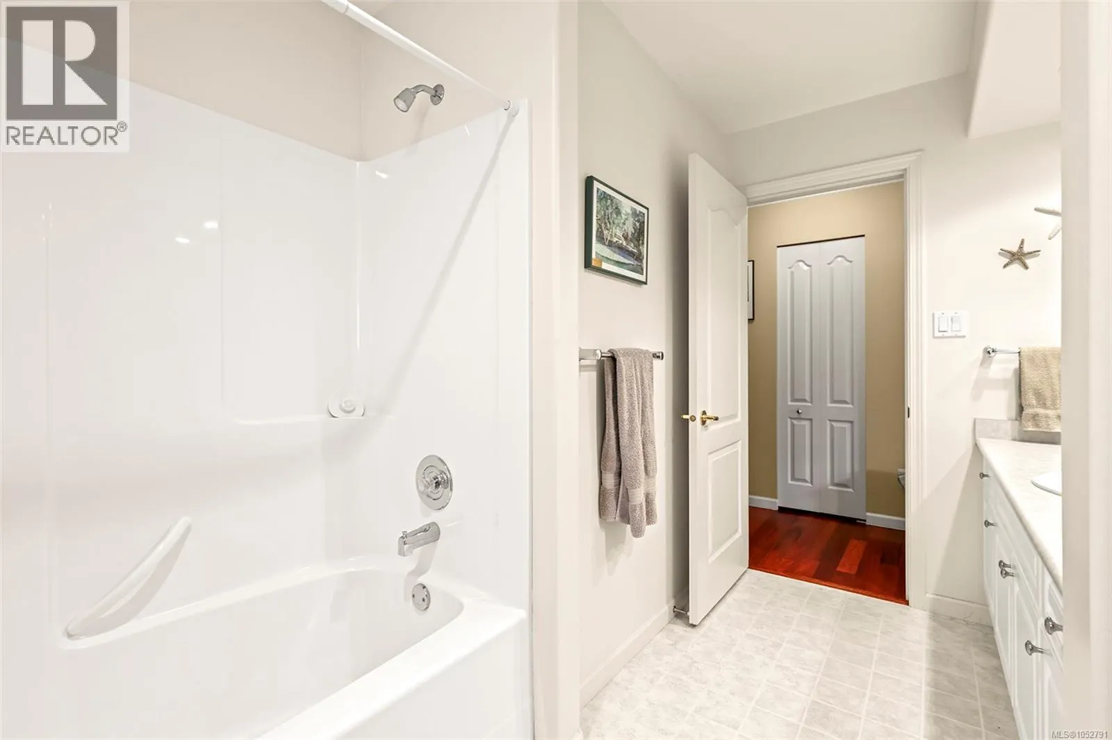 495 Troon Close