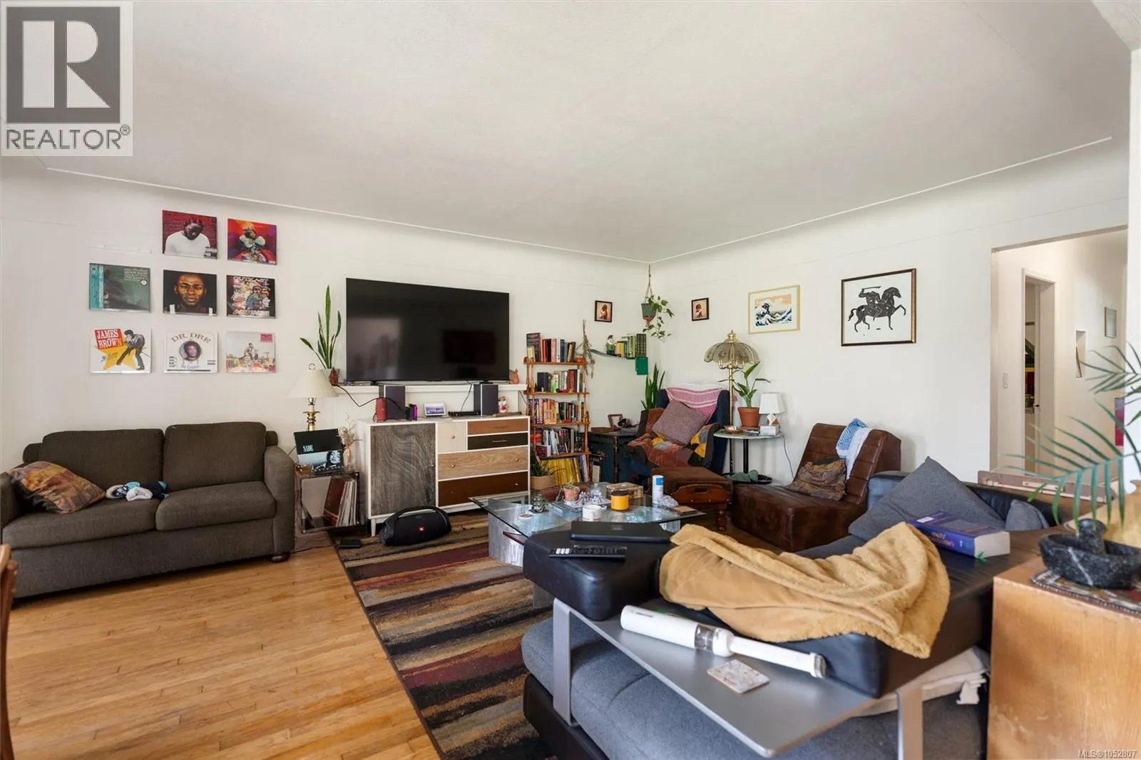546-548 Linden Ave