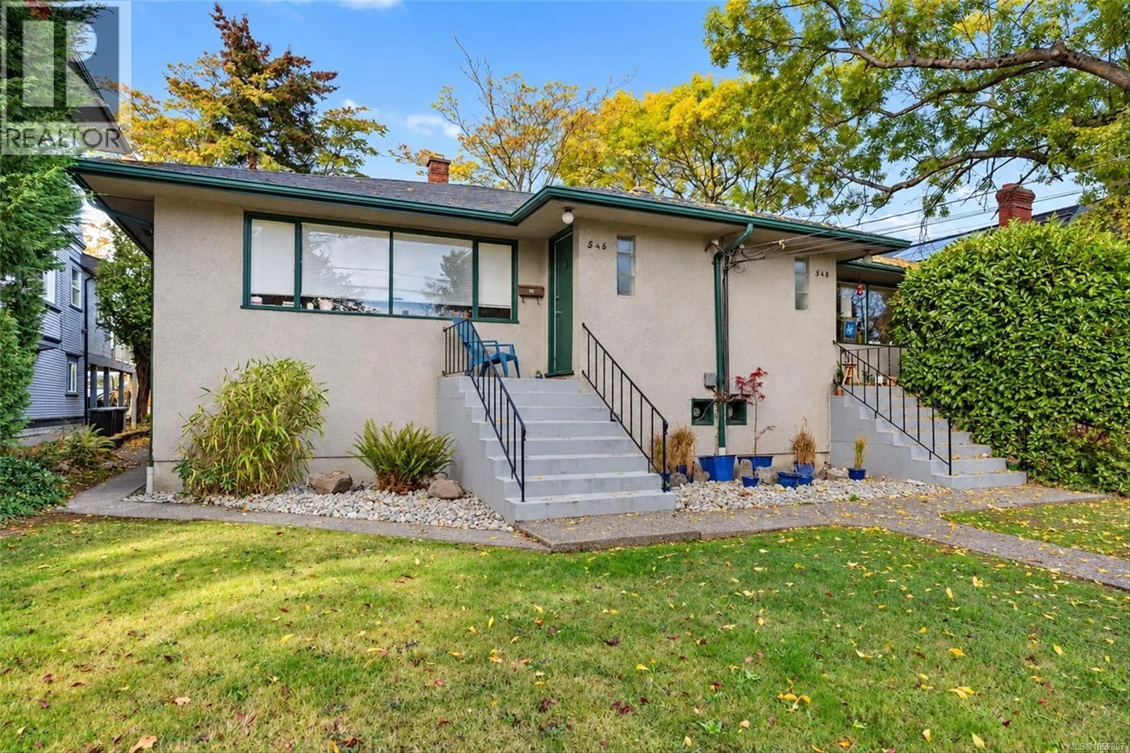 546-548 Linden Ave