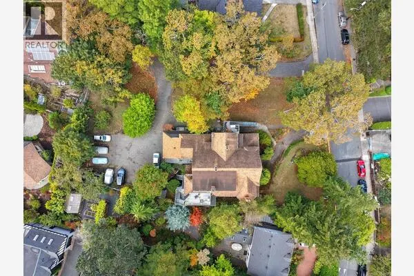 930 Pemberton Rd