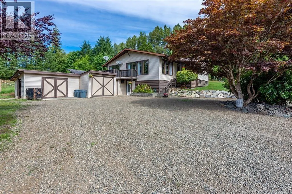 973 Island Hwy