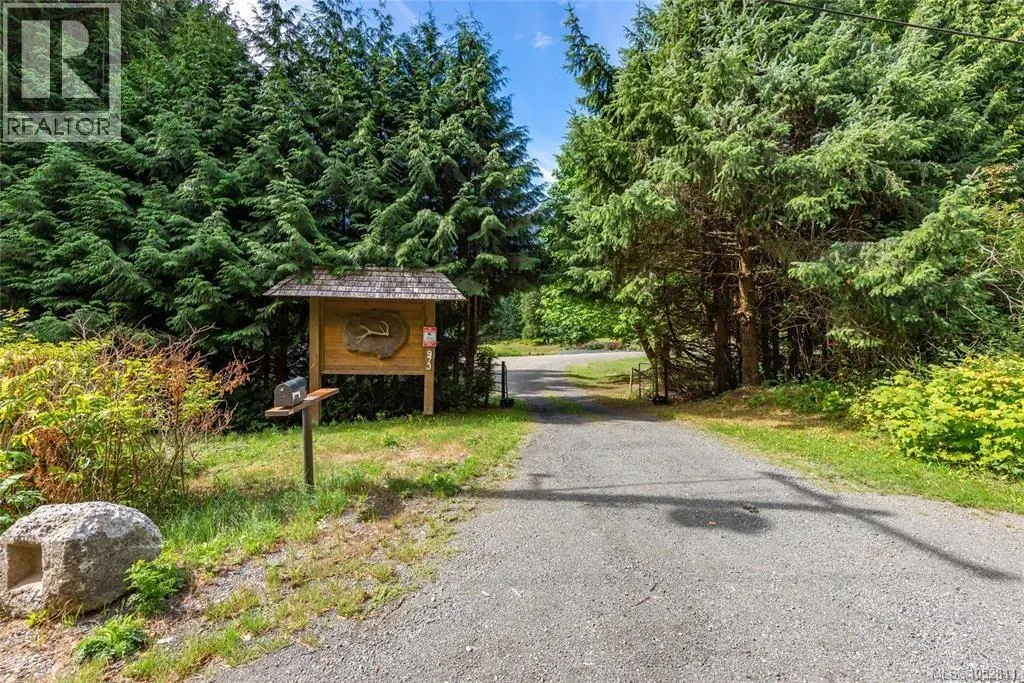 973 Island Hwy