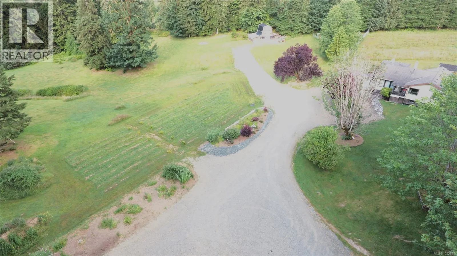 973 Island Hwy