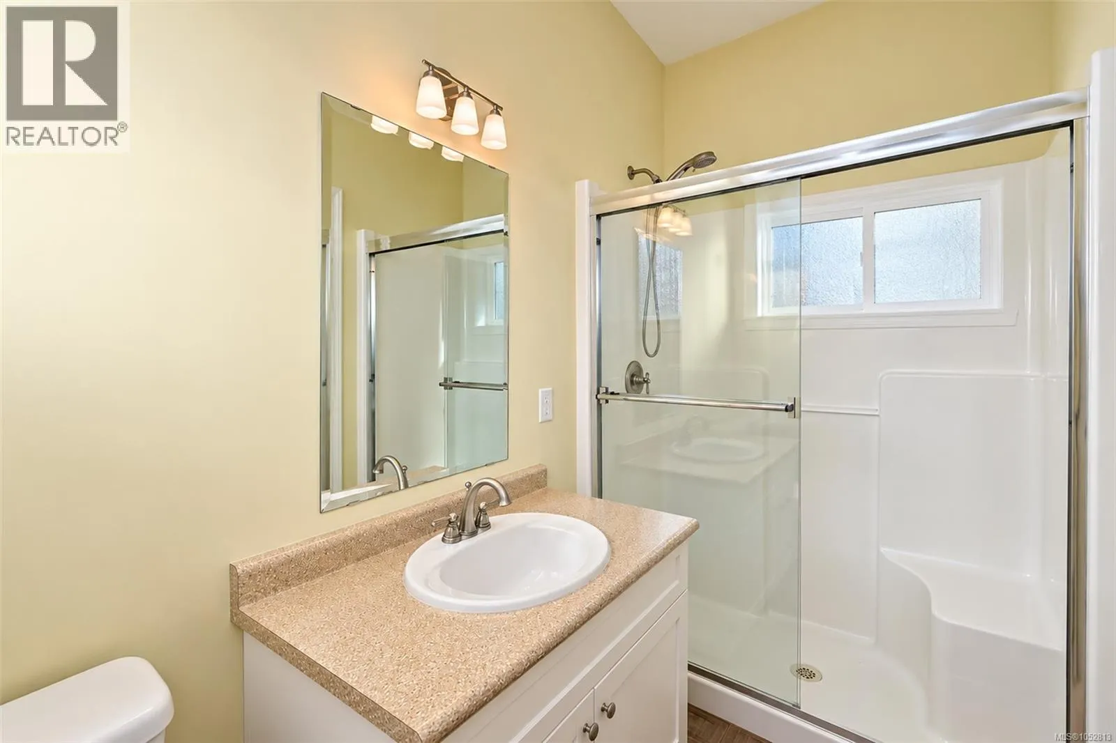 6086 Sterling Dr