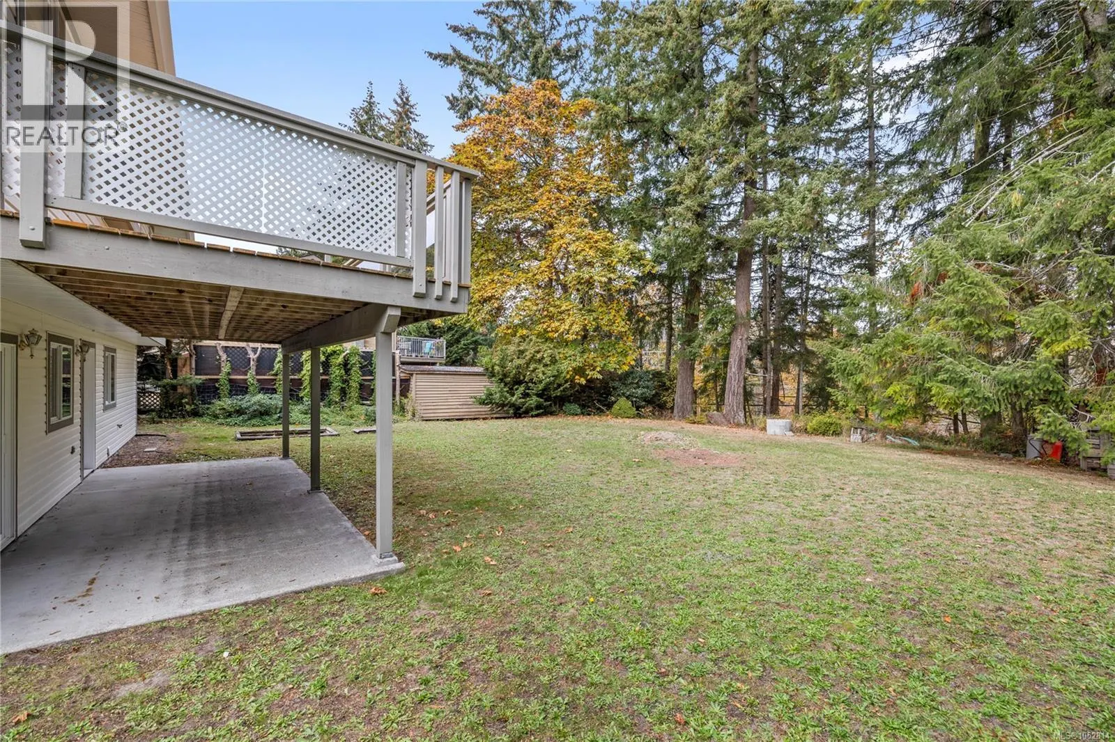 1024 Centre Cres