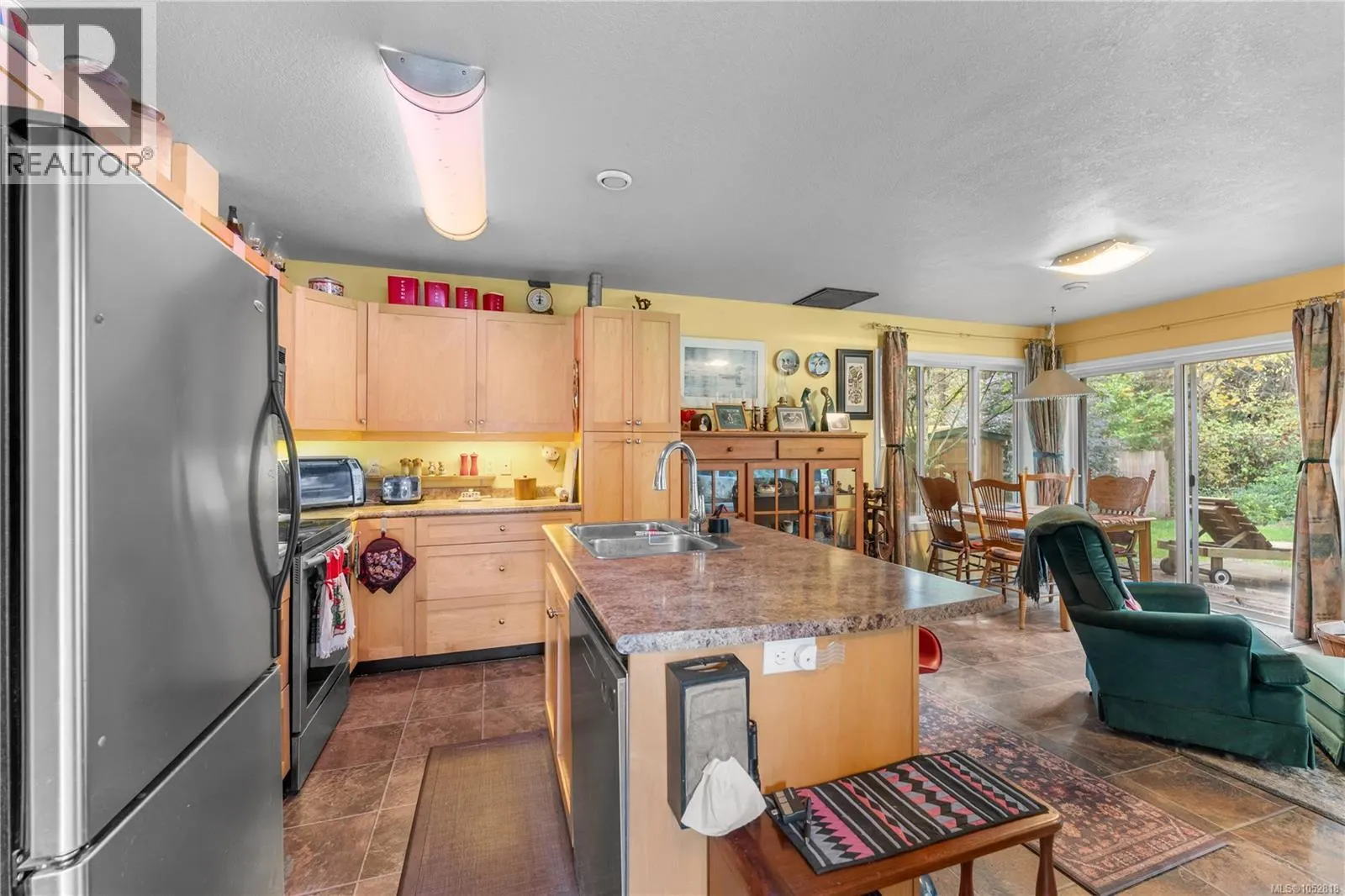 3275 South Rd