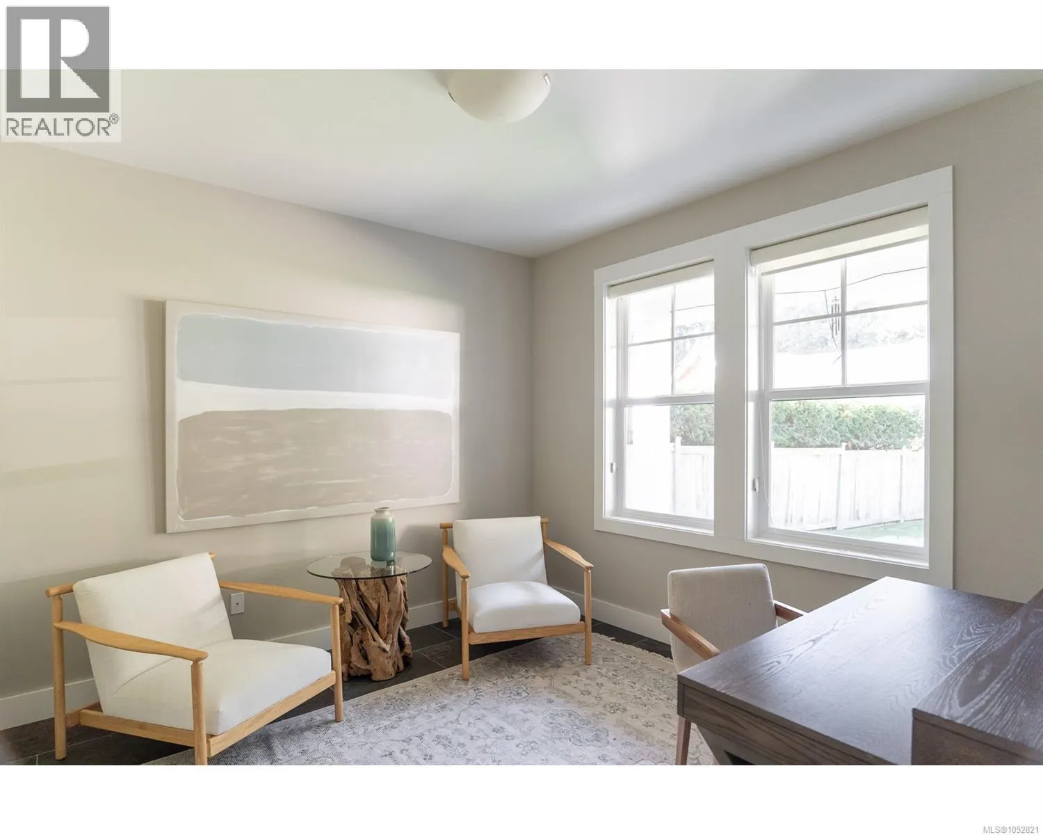 300 Sunningdale Rd E