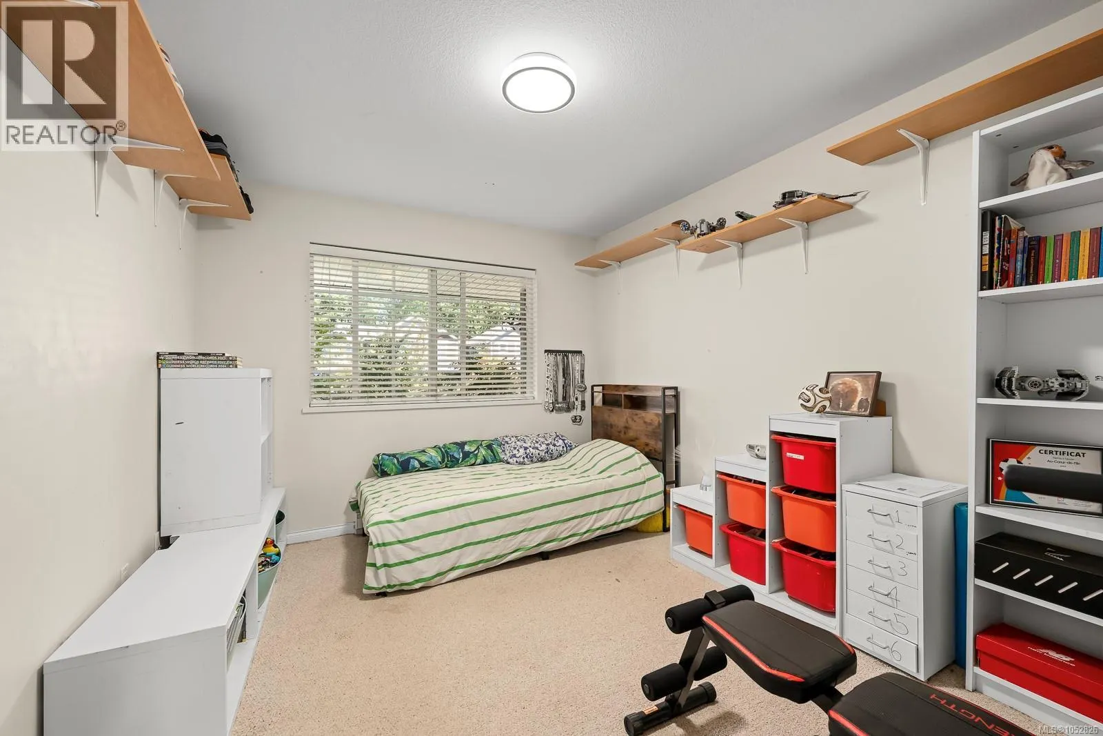 3351 Coniston Cres