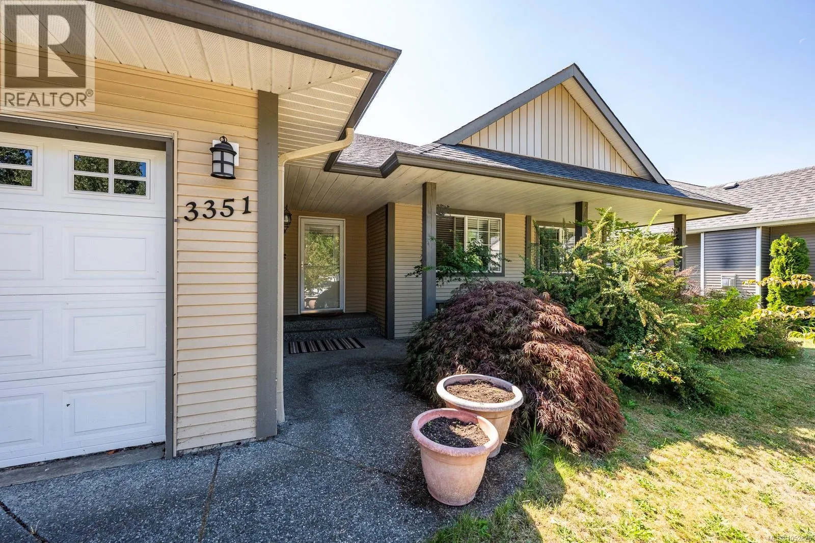 3351 Coniston Cres