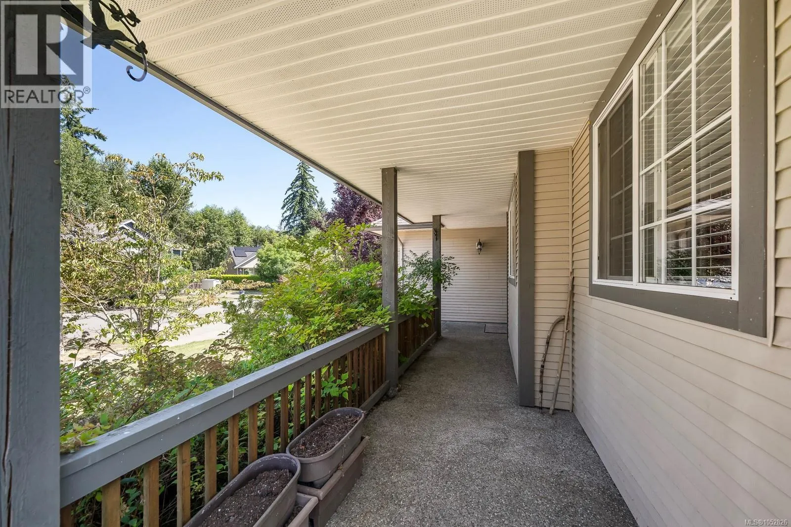 3351 Coniston Cres