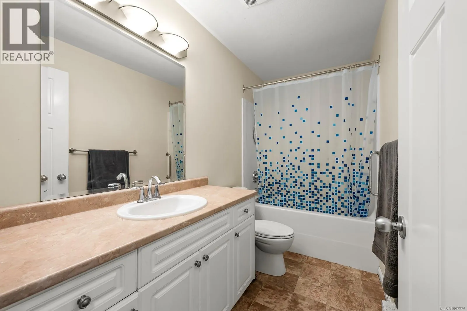 3351 Coniston Cres