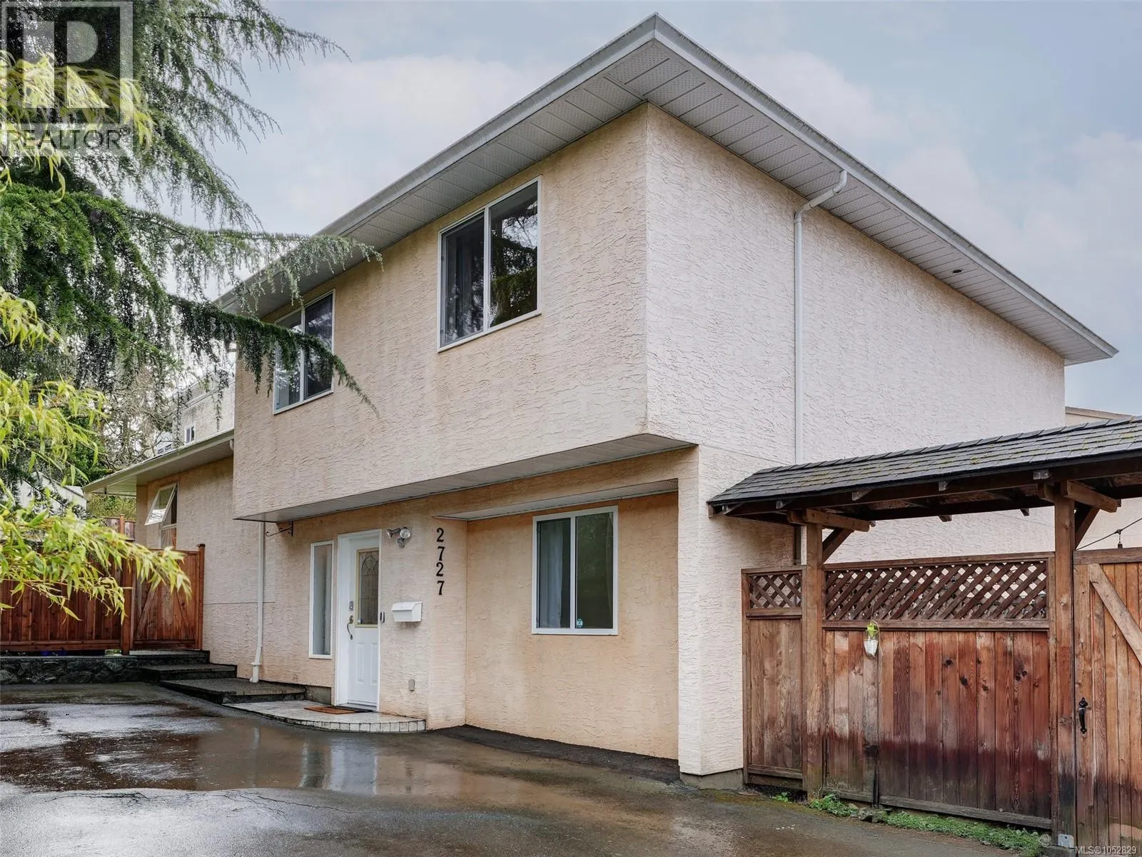 2727 Grosvenor Rd