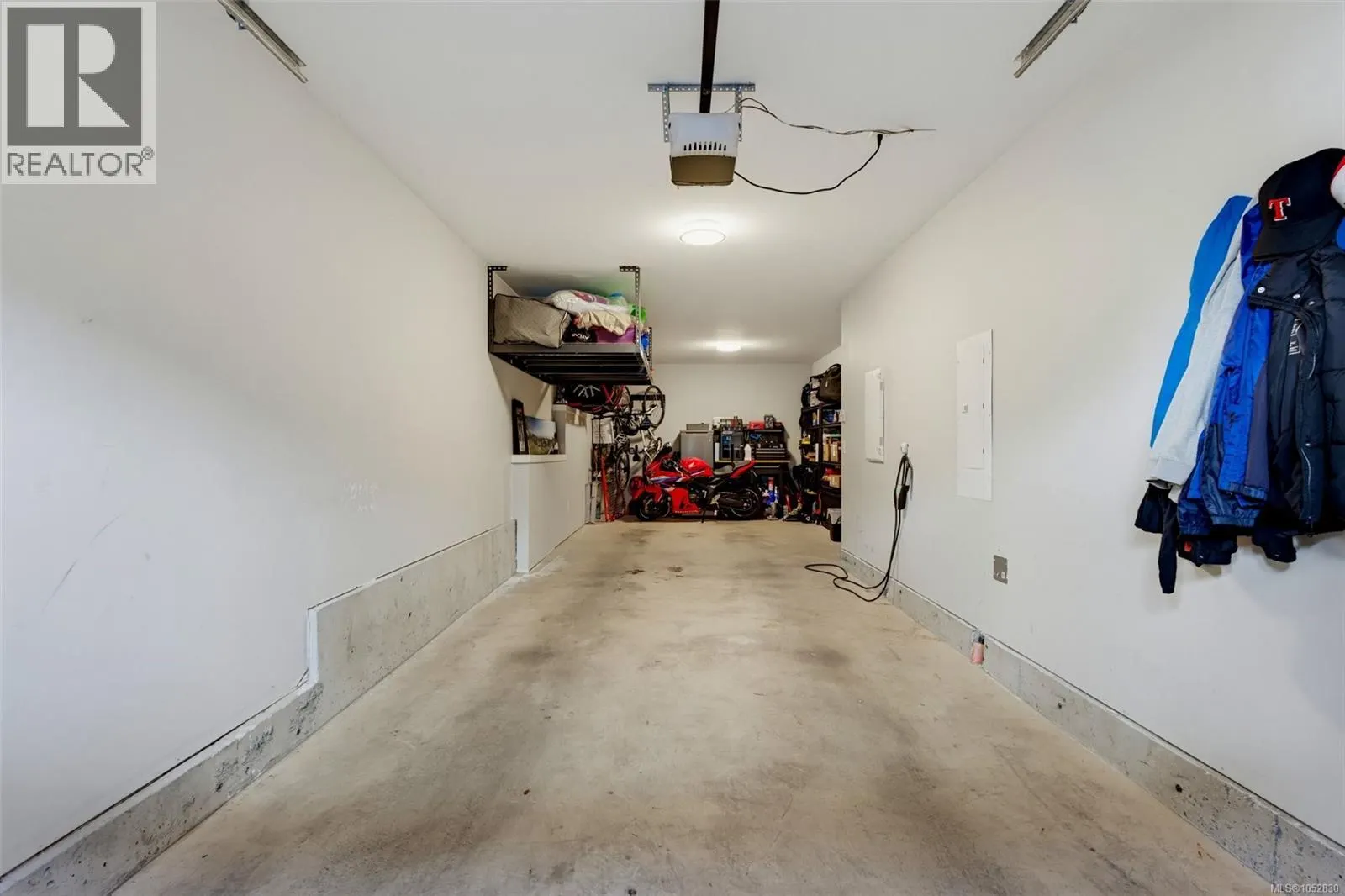 925 Turnstone Ridge