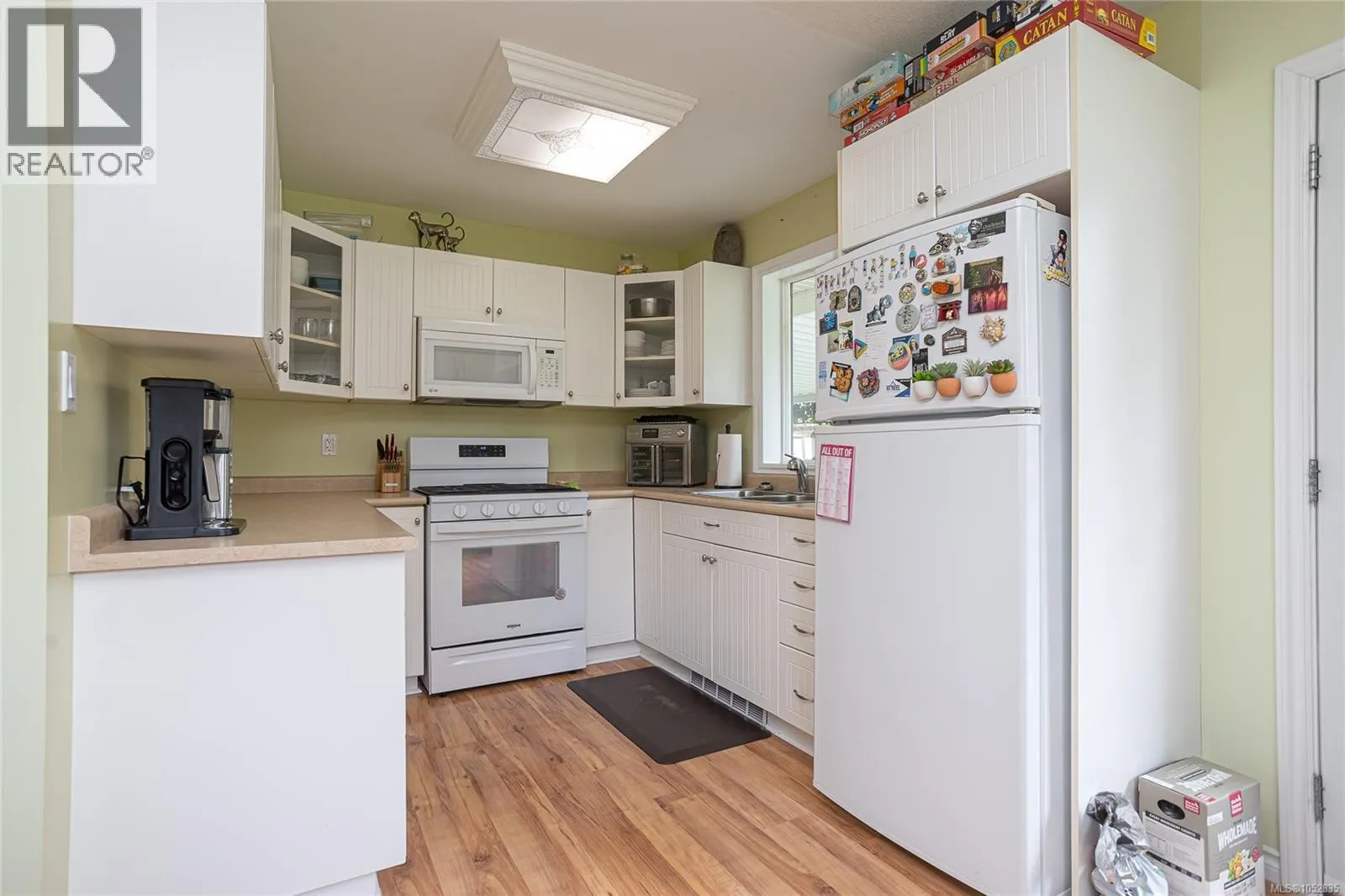 2168 Yellow Point Rd
