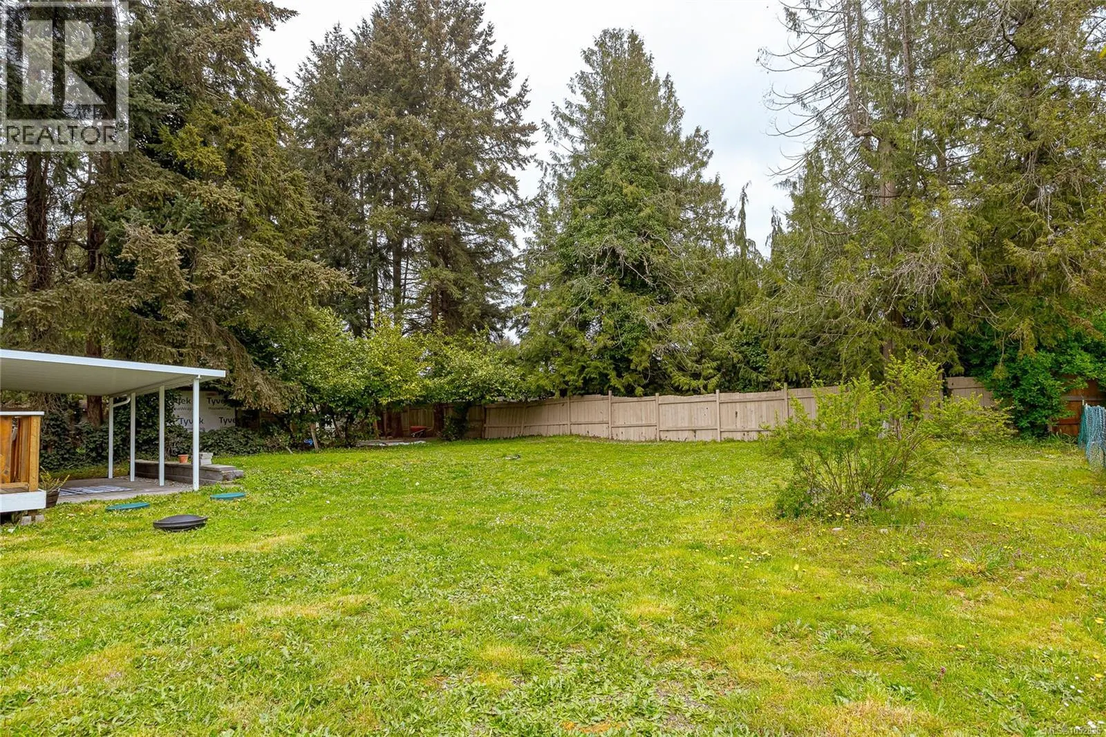 2168 Yellow Point Rd