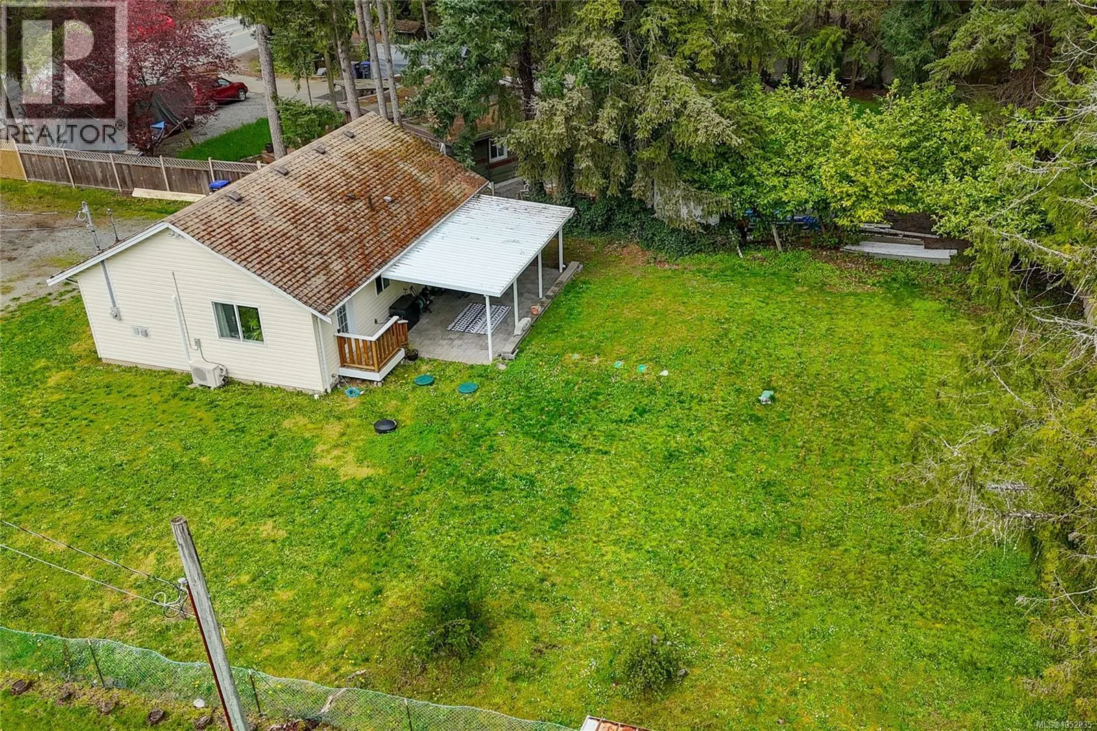 2168 Yellow Point Rd