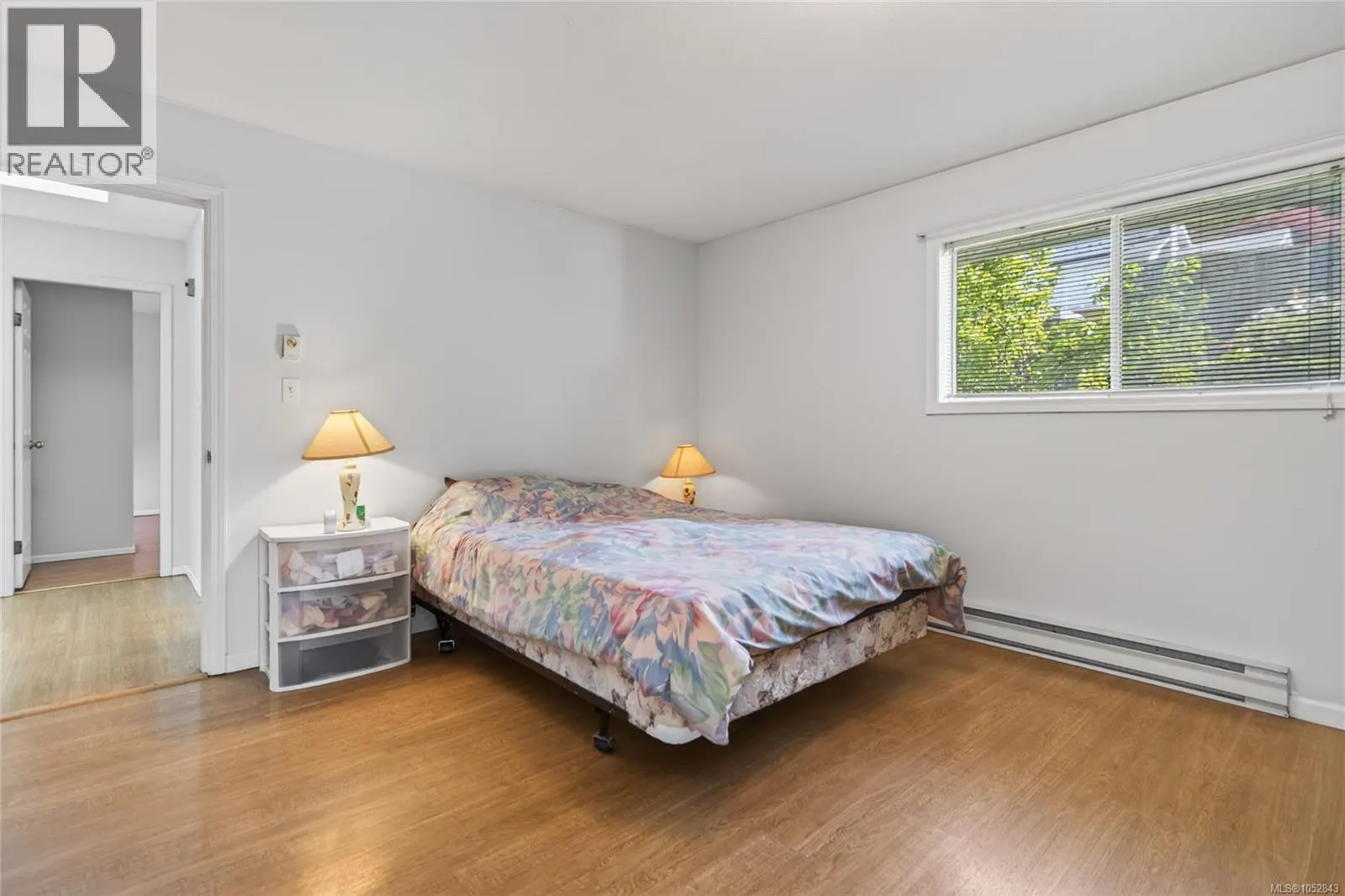 365 Panorama Cres